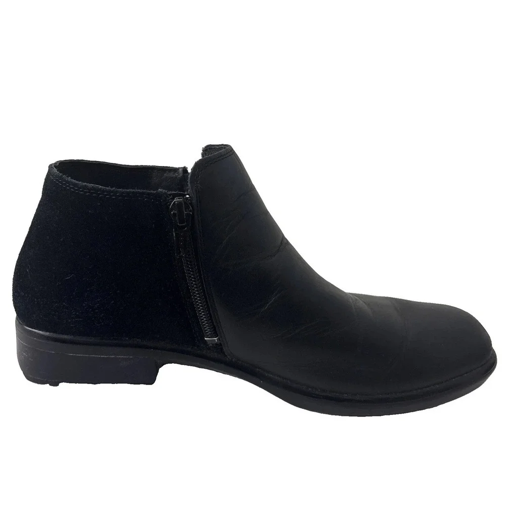 NAOT Leather & Suede Helm Bootie Women 9 Black Side Zip Comfort Shoes Boho